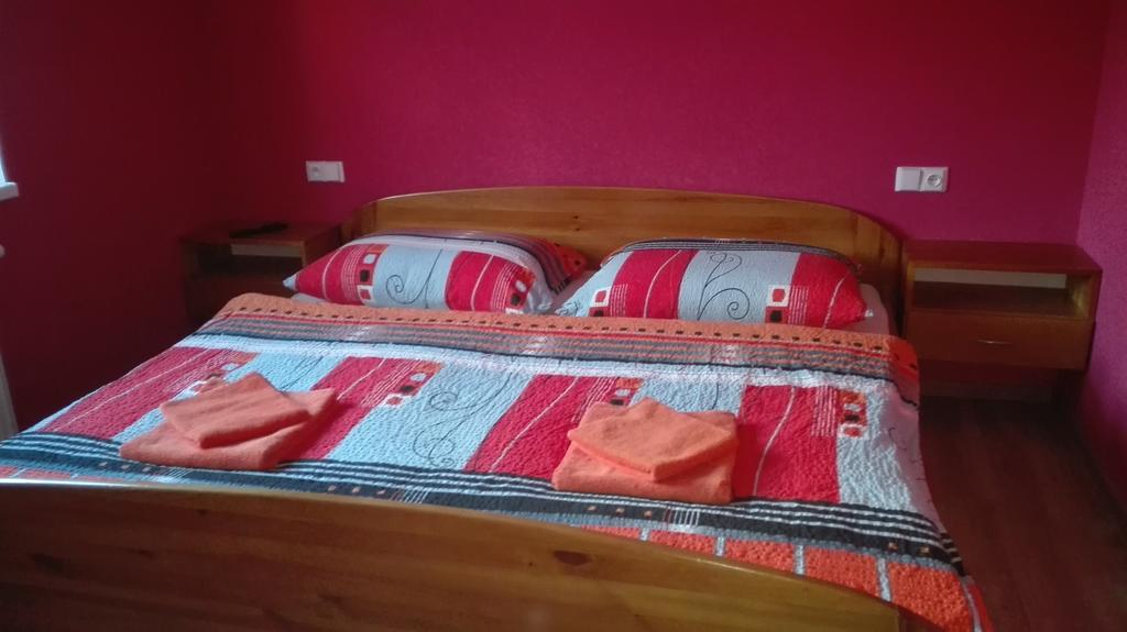 Svoboda nad Úpou Apartments Kalyn المظهر الخارجي الصورة