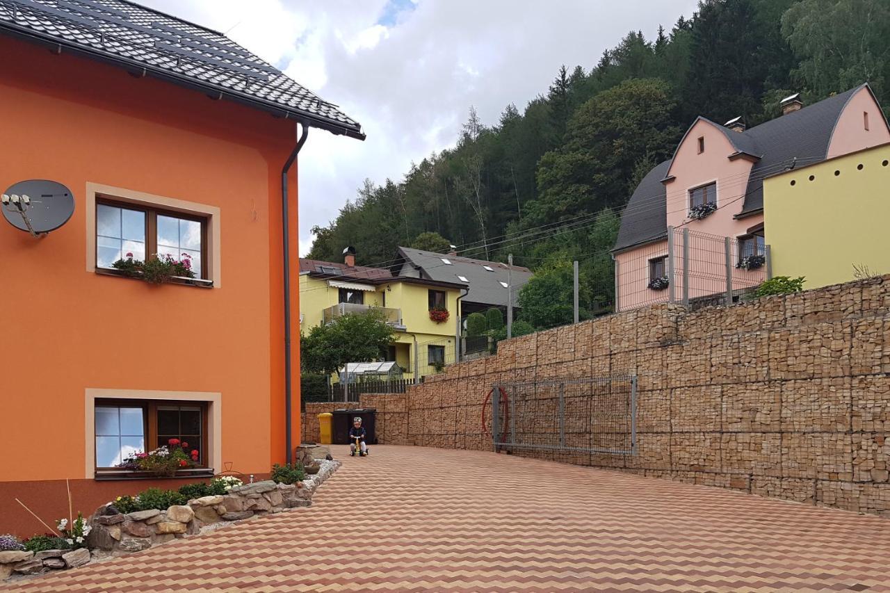 Svoboda nad Úpou Apartments Kalyn المظهر الخارجي الصورة